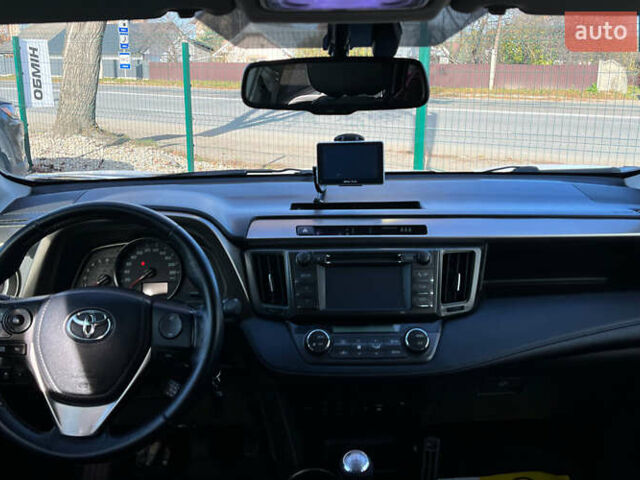 Белый Тойота РАВ 4, объемом двигателя 2.23 л и пробегом 160 тыс. км за 17700 $, фото 9 на Automoto.ua