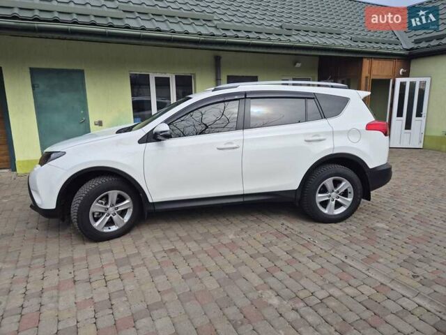 Білий Тойота РАВ 4, об'ємом двигуна 2.23 л та пробігом 119 тис. км за 19000 $, фото 2 на Automoto.ua