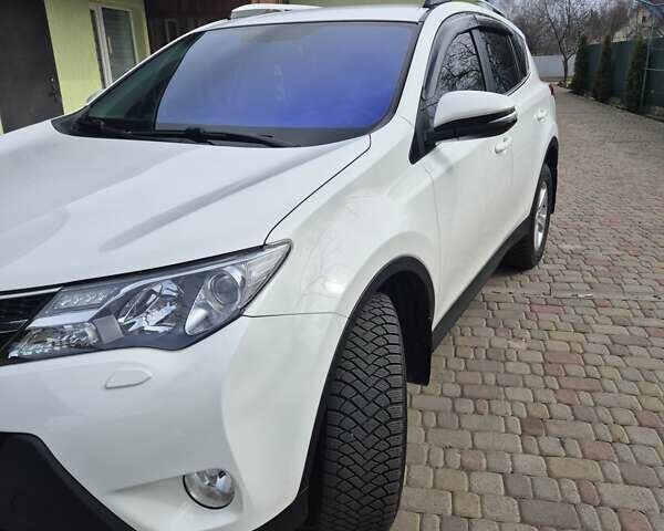 Білий Тойота РАВ 4, об'ємом двигуна 2.23 л та пробігом 119 тис. км за 19000 $, фото 3 на Automoto.ua
