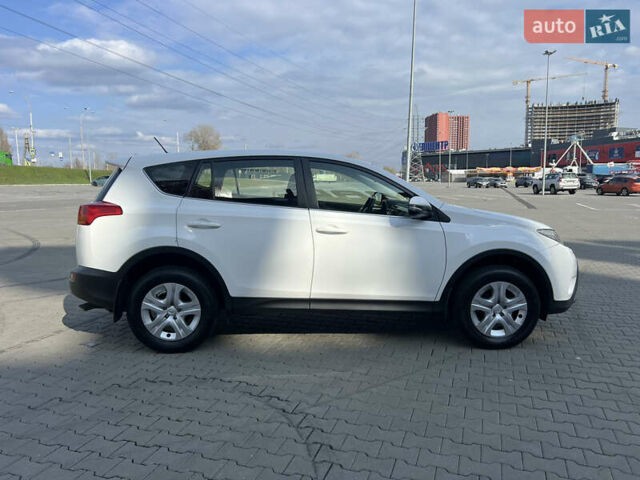 Белый Тойота РАВ 4, объемом двигателя 1.99 л и пробегом 179 тыс. км за 14900 $, фото 5 на Automoto.ua