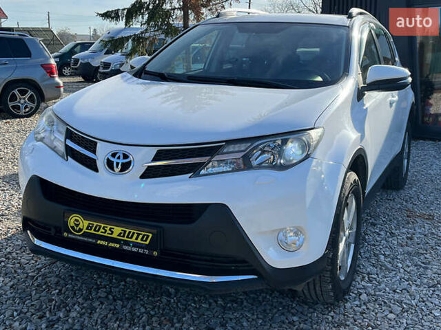 Белый Тойота РАВ 4, объемом двигателя 2.23 л и пробегом 160 тыс. км за 17700 $, фото 2 на Automoto.ua