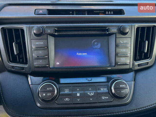 Белый Тойота РАВ 4, объемом двигателя 2.23 л и пробегом 160 тыс. км за 17700 $, фото 14 на Automoto.ua