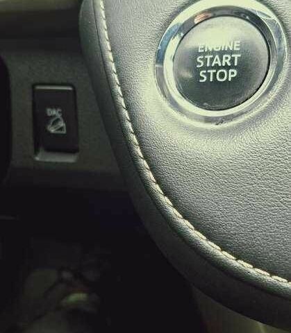 Білий Тойота РАВ 4, об'ємом двигуна 2.2 л та пробігом 254 тис. км за 5200 $, фото 11 на Automoto.ua