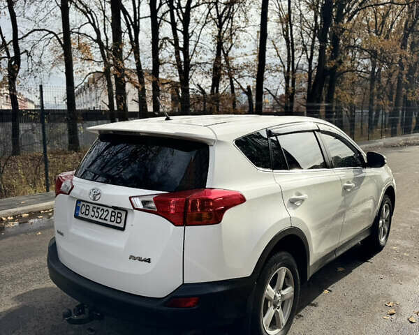 Белый Тойота РАВ 4, объемом двигателя 1.99 л и пробегом 181 тыс. км за 15700 $, фото 3 на Automoto.ua
