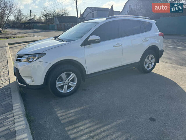 Білий Тойота РАВ 4, об'ємом двигуна 2.2 л та пробігом 215 тис. км за 15800 $, фото 2 на Automoto.ua