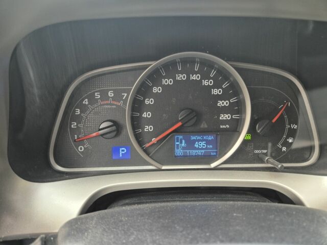 Белый Тойота РАВ 4, объемом двигателя 2.2 л и пробегом 124 тыс. км за 19000 $, фото 9 на Automoto.ua