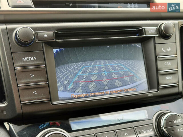 Белый Тойота РАВ 4, объемом двигателя 2 л и пробегом 216 тыс. км за 14999 $, фото 35 на Automoto.ua