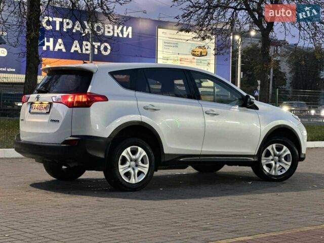 Белый Тойота РАВ 4, объемом двигателя 2 л и пробегом 123 тыс. км за 16900 $, фото 7 на Automoto.ua