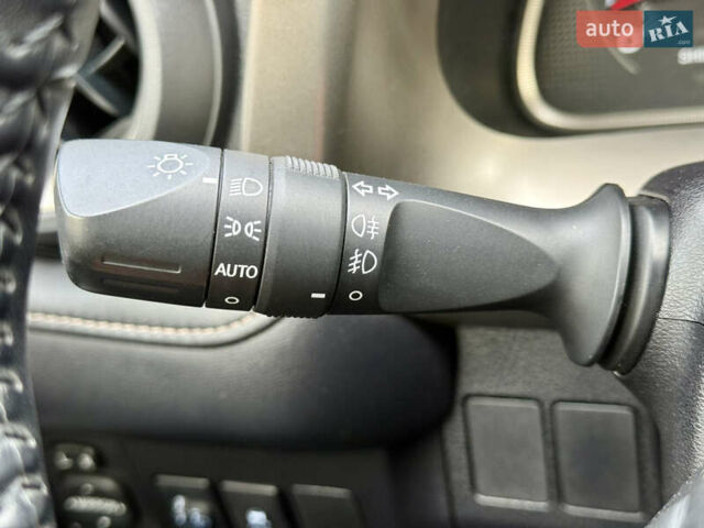 Белый Тойота РАВ 4, объемом двигателя 2 л и пробегом 216 тыс. км за 14999 $, фото 28 на Automoto.ua