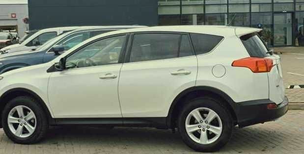Білий Тойота РАВ 4, об'ємом двигуна 2.2 л та пробігом 254 тис. км за 5200 $, фото 4 на Automoto.ua