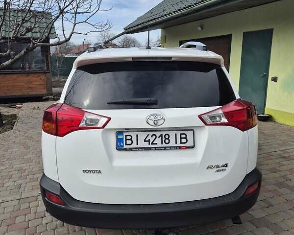 Білий Тойота РАВ 4, об'ємом двигуна 2.23 л та пробігом 119 тис. км за 19000 $, фото 6 на Automoto.ua