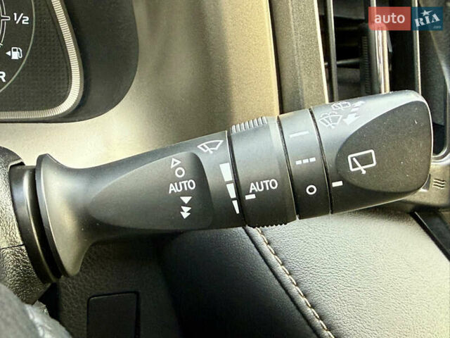 Белый Тойота РАВ 4, объемом двигателя 2 л и пробегом 216 тыс. км за 14999 $, фото 30 на Automoto.ua