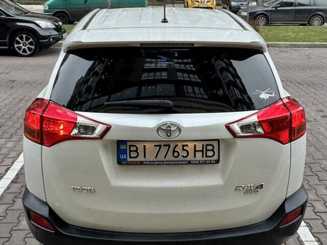 Белый Тойота РАВ 4, объемом двигателя 2.2 л и пробегом 126 тыс. км за 17999 $, фото 15 на Automoto.ua