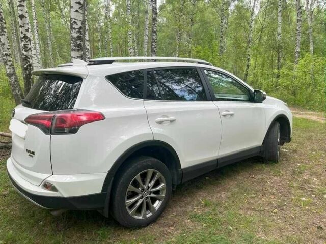 Білий Тойота РАВ 4, об'ємом двигуна 2.5 л та пробігом 137 тис. км за 14500 $, фото 5 на Automoto.ua