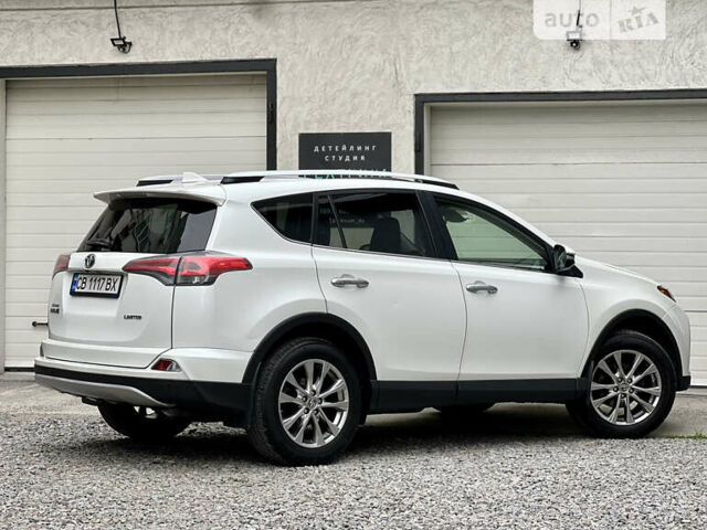 Белый Тойота РАВ 4, объемом двигателя 2.49 л и пробегом 130 тыс. км за 18000 $, фото 9 на Automoto.ua