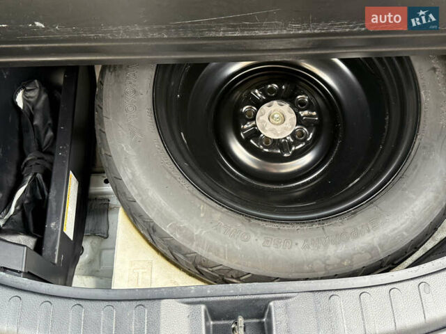 Белый Тойота РАВ 4, объемом двигателя 2.23 л и пробегом 123 тыс. км за 18300 $, фото 38 на Automoto.ua