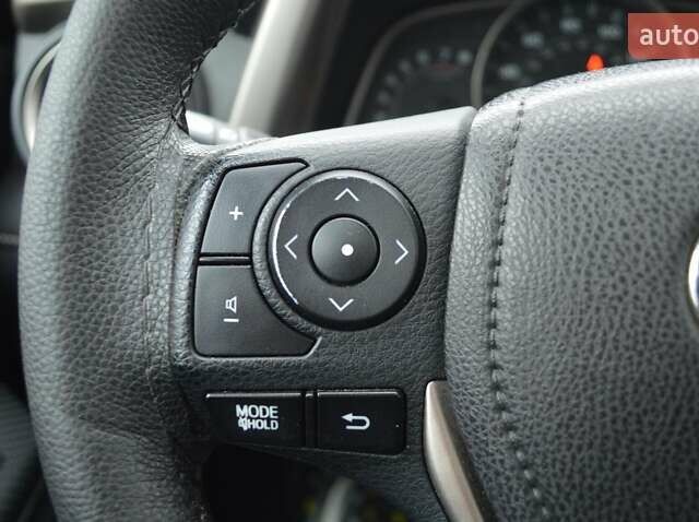 Белый Тойота РАВ 4, объемом двигателя 2.49 л и пробегом 70 тыс. км за 17500 $, фото 18 на Automoto.ua