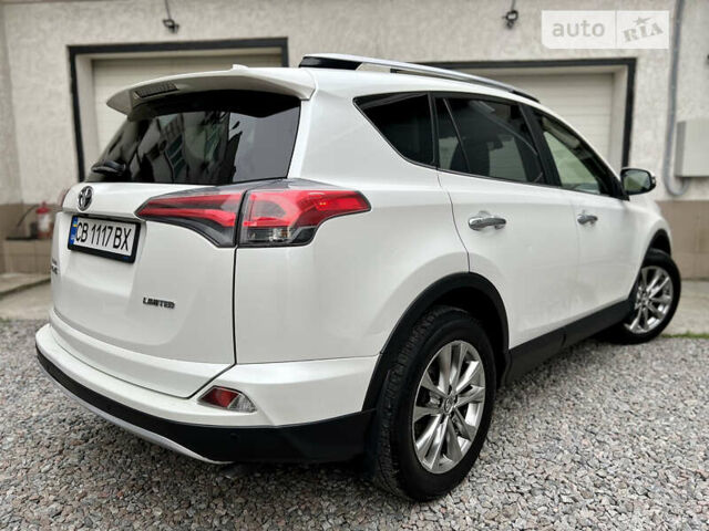 Белый Тойота РАВ 4, объемом двигателя 2.49 л и пробегом 130 тыс. км за 18000 $, фото 11 на Automoto.ua