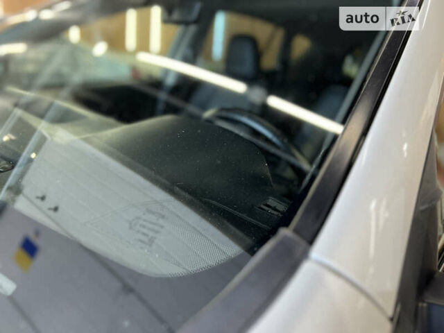 Белый Тойота РАВ 4, объемом двигателя 2.49 л и пробегом 130 тыс. км за 18000 $, фото 17 на Automoto.ua