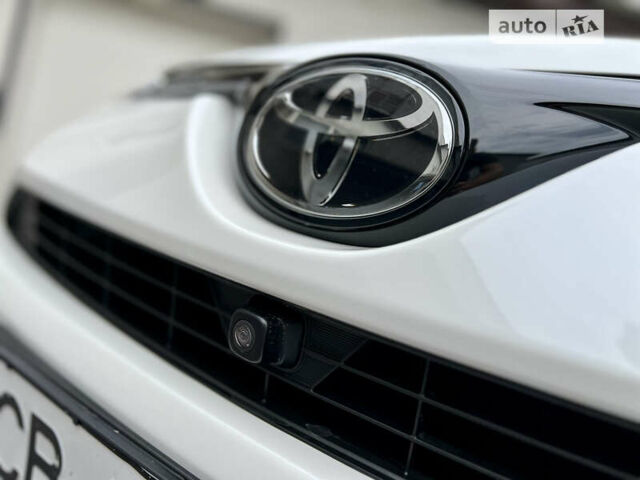 Белый Тойота РАВ 4, объемом двигателя 2.49 л и пробегом 130 тыс. км за 18000 $, фото 34 на Automoto.ua