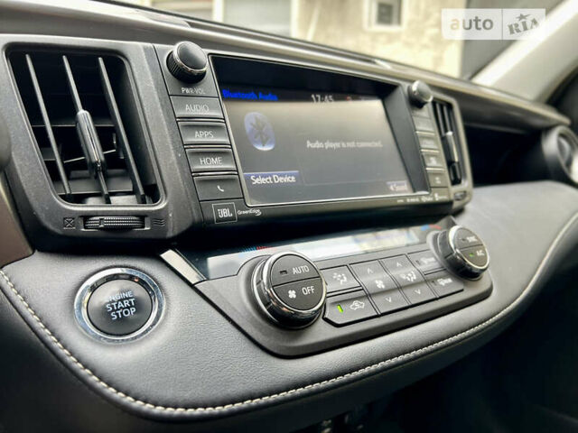 Белый Тойота РАВ 4, объемом двигателя 2.49 л и пробегом 130 тыс. км за 18000 $, фото 27 на Automoto.ua