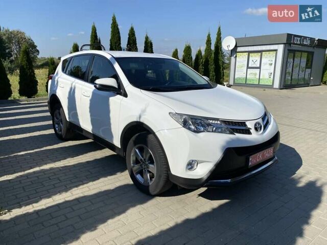 Білий Тойота РАВ 4, об'ємом двигуна 2 л та пробігом 200 тис. км за 16600 $, фото 11 на Automoto.ua