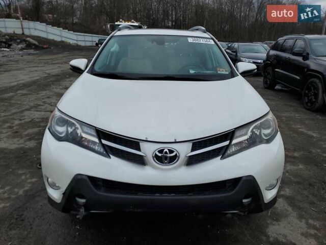 Белый Тойота РАВ 4, объемом двигателя 2.5 л и пробегом 130 тыс. км за 2900 $, фото 4 на Automoto.ua