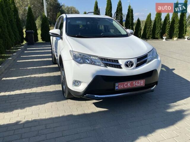 Білий Тойота РАВ 4, об'ємом двигуна 2 л та пробігом 200 тис. км за 16600 $, фото 13 на Automoto.ua