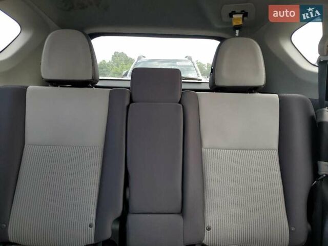 Белый Тойота РАВ 4, объемом двигателя 2.5 л и пробегом 90 тыс. км за 2800 $, фото 8 на Automoto.ua