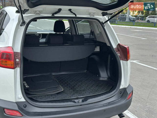 Белый Тойота РАВ 4, объемом двигателя 2.23 л и пробегом 150 тыс. км за 16500 $, фото 28 на Automoto.ua