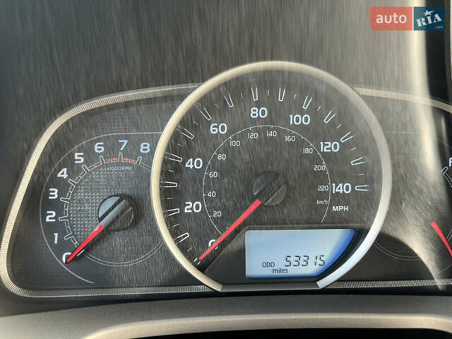 Тойота РАВ 4 2015 у Чернівцях на Automoto.ua Білий Тойота РАВ 4, об'ємом двигуна 2.5 л та пробігом 89 тис. км за 15500 $, фото 8 на Automoto.ua