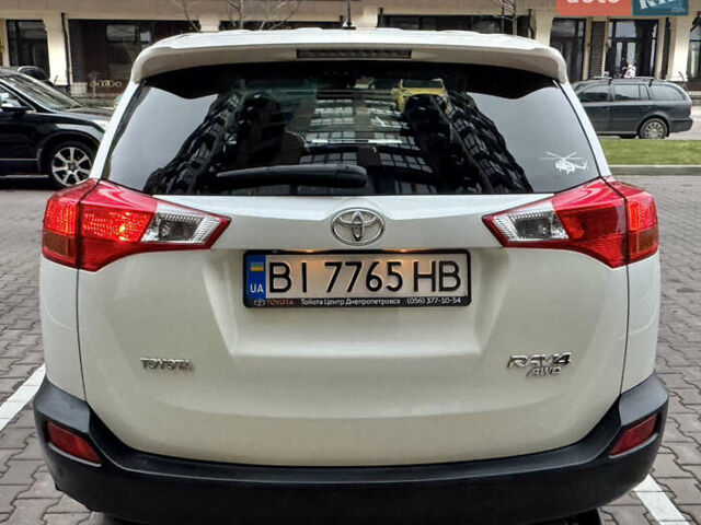 Белый Тойота РАВ 4, объемом двигателя 2.2 л и пробегом 126 тыс. км за 17999 $, фото 14 на Automoto.ua