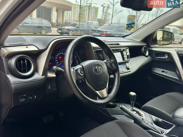 Белый Тойота РАВ 4, объемом двигателя 2.2 л и пробегом 126 тыс. км за 17999 $, фото 59 на Automoto.ua