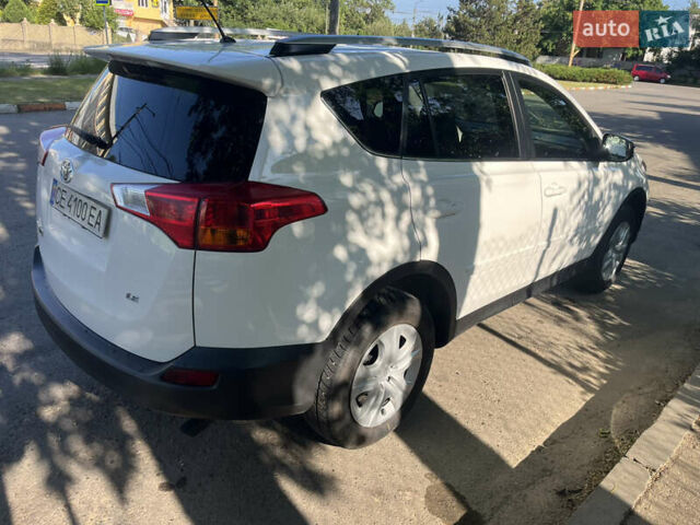 Тойота РАВ 4 2015 у Чернівцях на Automoto.ua Білий Тойота РАВ 4, об'ємом двигуна 2.5 л та пробігом 89 тис. км за 15500 $, фото 2 на Automoto.ua