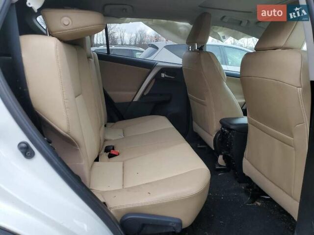 Белый Тойота РАВ 4, объемом двигателя 2.5 л и пробегом 130 тыс. км за 2900 $, фото 9 на Automoto.ua
