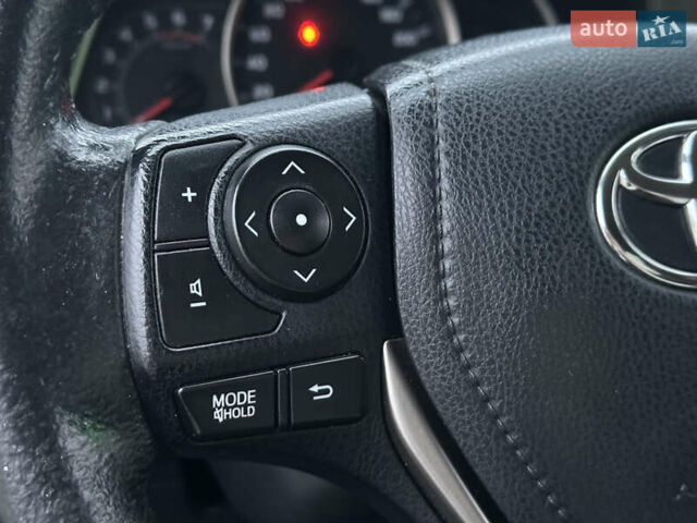 Белый Тойота РАВ 4, объемом двигателя 2.23 л и пробегом 150 тыс. км за 16500 $, фото 53 на Automoto.ua