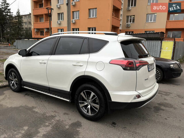 Белый Тойота РАВ 4, объемом двигателя 1.99 л и пробегом 45 тыс. км за 22500 $, фото 2 на Automoto.ua