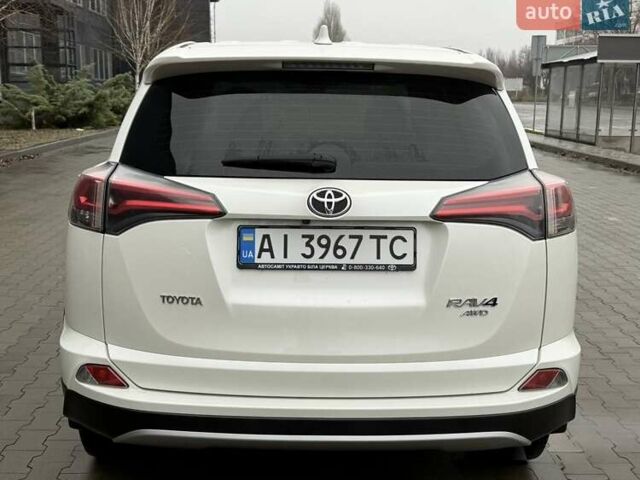 Белый Тойота РАВ 4, объемом двигателя 1.99 л и пробегом 110 тыс. км за 20900 $, фото 8 на Automoto.ua
