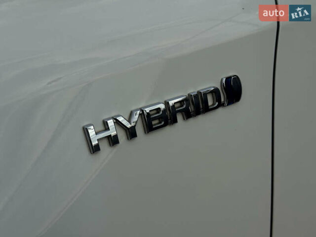 Белый Тойота РАВ 4, объемом двигателя 2.49 л и пробегом 114 тыс. км за 21999 $, фото 8 на Automoto.ua