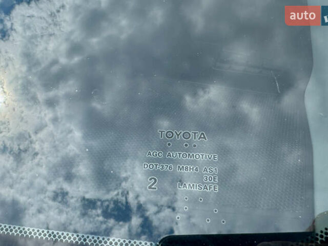 Тойота РАВ 4 2016 у Києві на Automoto.ua Білий Тойота РАВ 4, об'ємом двигуна 2.49 л та пробігом 173 тис. км за 17200 $, фото 54 на Automoto.ua