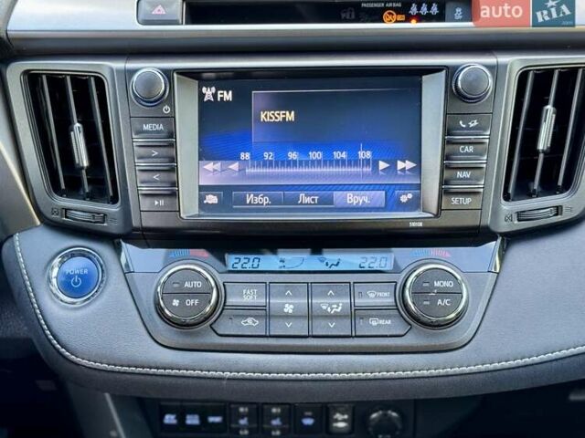 Тойота РАВ 4 2016 в Киеве на Automoto.ua Белый Тойота РАВ 4, объемом двигателя 2.5 л и пробегом 165 тыс. км за 22200 $, фото 25 на Automoto.ua