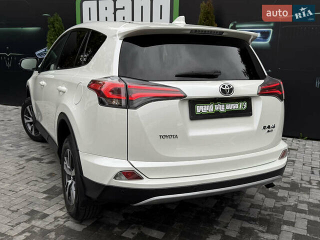 Белый Тойота РАВ 4, объемом двигателя 1.99 л и пробегом 115 тыс. км за 21990 $, фото 49 на Automoto.ua