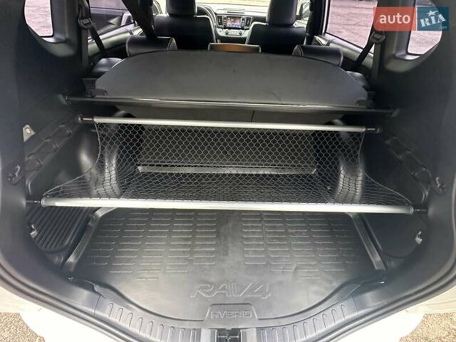 Белый Тойота РАВ 4, объемом двигателя 2.49 л и пробегом 72 тыс. км за 22900 $, фото 42 на Automoto.ua