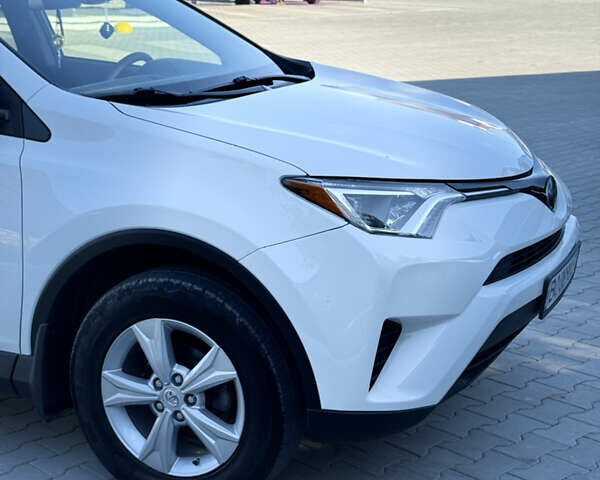 Білий Тойота РАВ 4, об'ємом двигуна 2.49 л та пробігом 162 тис. км за 20300 $, фото 27 на Automoto.ua