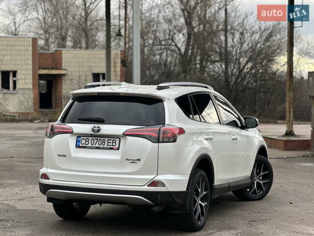 Белый Тойота РАВ 4, объемом двигателя 2.2 л и пробегом 190 тыс. км за 20600 $, фото 5 на Automoto.ua