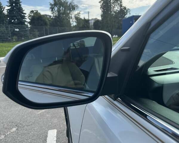 Тойота РАВ 4 2016 в Житомире на Automoto.ua Белый Тойота РАВ 4, объемом двигателя 2.49 л и пробегом 124 тыс. км за 21500 $, фото 18 на Automoto.ua