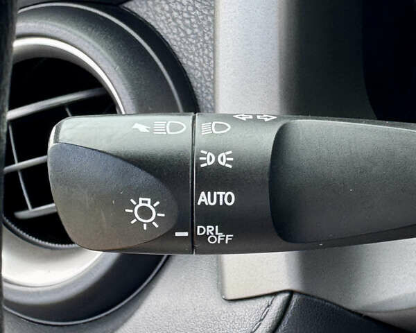 Тойота РАВ 4 2016 у Києві на Automoto.ua Білий Тойота РАВ 4, об'ємом двигуна 2.49 л та пробігом 173 тис. км за 17200 $, фото 51 на Automoto.ua