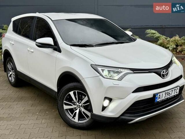 Белый Тойота РАВ 4, объемом двигателя 1.99 л и пробегом 110 тыс. км за 19999 $, фото 16 на Automoto.ua