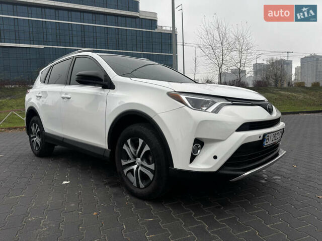 Білий Тойота РАВ 4, об'ємом двигуна 2.49 л та пробігом 173 тис. км за 16100 $, фото 19 на Automoto.ua