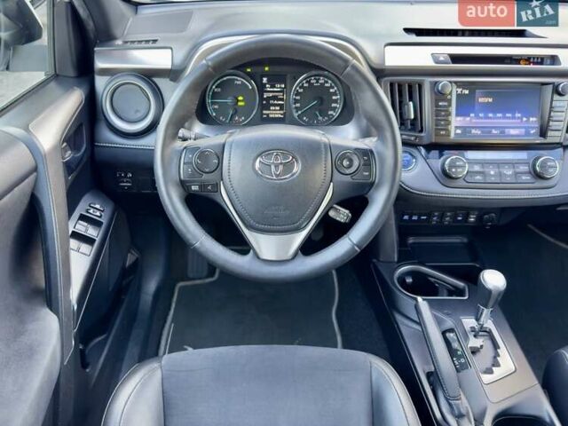 Тойота РАВ 4 2016 в Киеве на Automoto.ua Белый Тойота РАВ 4, объемом двигателя 2.5 л и пробегом 165 тыс. км за 22200 $, фото 23 на Automoto.ua